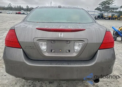 2006 Honda Accord Ex z USA, uszkodzony, nr VIN 1HGCM55886A046029
